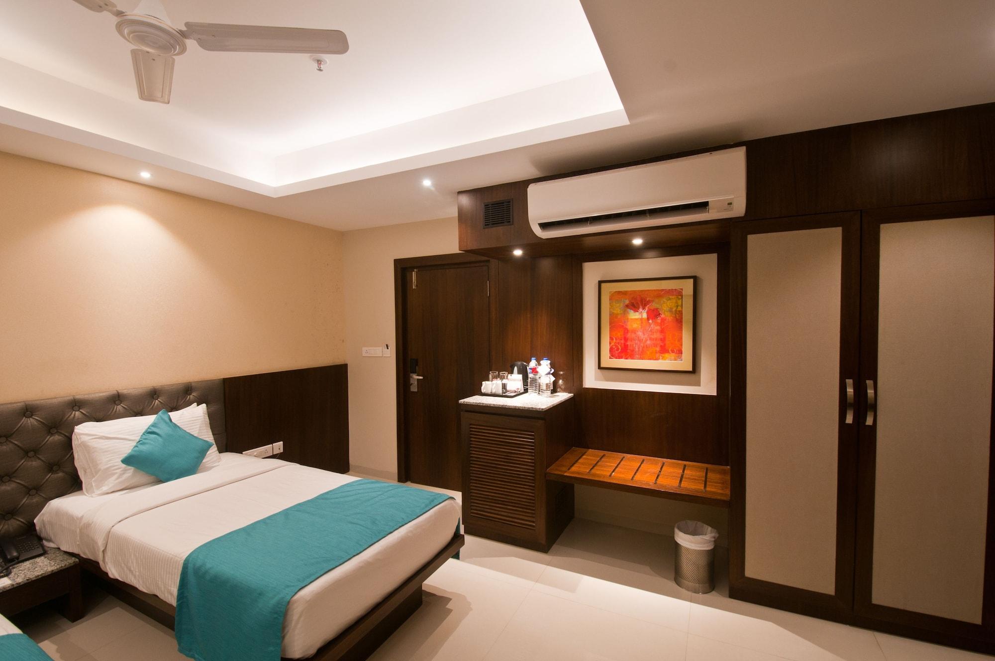 Calangute Towers - Am Hotel Kollection Extérieur photo